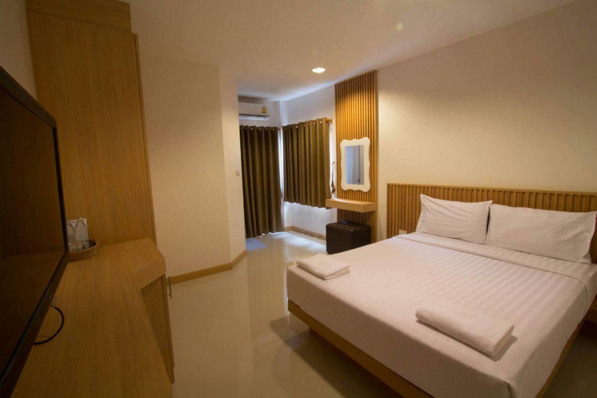 Fortune Surin Hotel Exteriér fotografie
